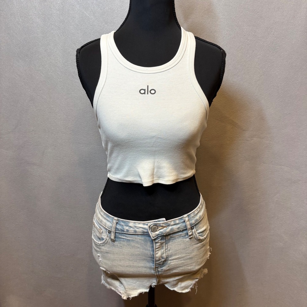 Alo Yoga Women Ribbed Racerback Crop Tank Top Off White Cream Logo Sleeveless